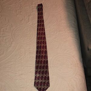 Men’s silk tie